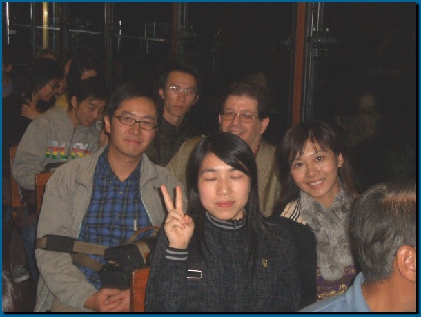 602x451 pixels (92K)